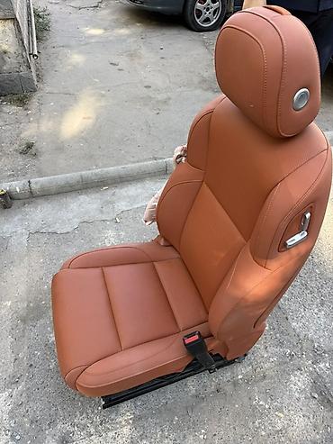 Lixiang Переднее автомобильное кресло из натуральной перфорированной at lalafo.kg Lixiang Переднее автомобильное кресло из натуральной перфорированной