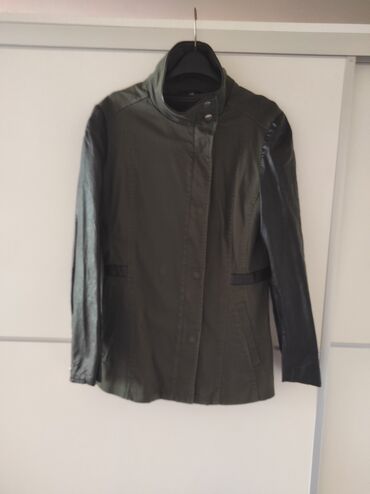 Ostale jakne, kaputi, prsluci: Jakna H&M, tamno maslinasto zelena, sa koznim rukavima. Poluobim — 3