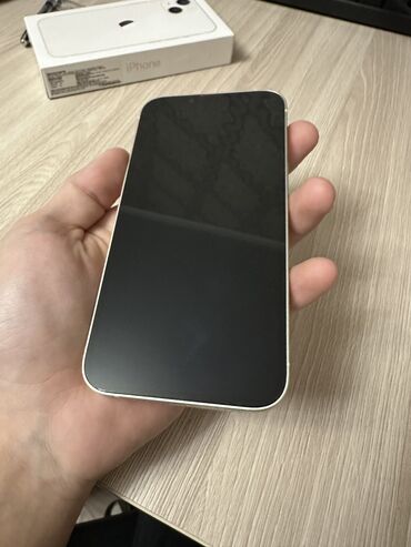 tehno pova 2: IPhone 13, Б/у, 128 ГБ, Белый, Чехол, Коробка, 89 %