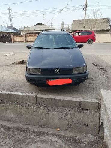 лабовой пасат: Volkswagen Passat: 1991 г., 1.8 л, Механика, Бензин, Универсал