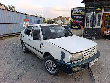 runx alex: Volkswagen Vento: 1994 г., 1.8 л, Механика, Седан — 3