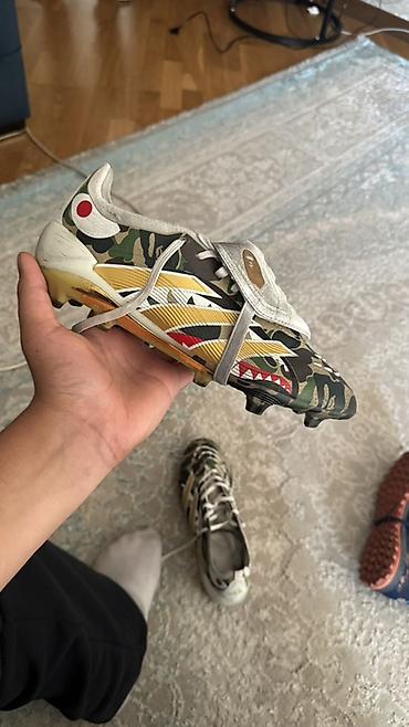 bape x: Məhsul: Adidas x A BATHING APE (BAPE) kramponları – kamuflyaj dizayn — 3