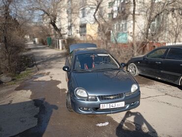 Chrysler: Chrysler Neon: 2 л, Автомат, Бензин, Седан