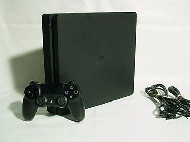 ps5 oglasi: U ponudi je Sony PlayStation 4 Slim sa naslova. Stanje: kao nova, 18 — 5