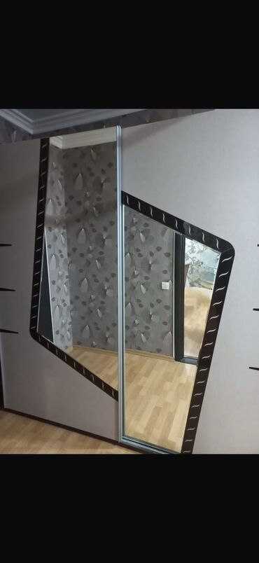 hamam ucun dolab: Qarderob, paltar dolabı