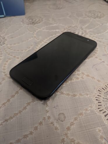 samsung a5: Samsung Galaxy A5 2017, 32 ГБ, цвет - Черный, Сенсорный, Отпечаток пальца, Две SIM карты
