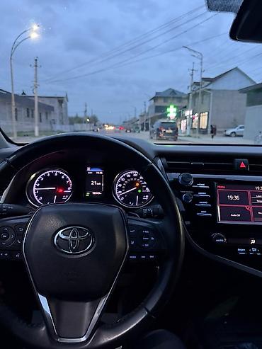 Продажа авто: Toyota Camry: 2019 г., 2.5 л, Автомат, Бензин, Седан — 3