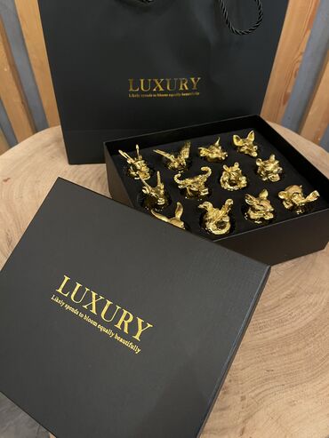 Наборы посуды: Набор рюмок в подарочной коробке. Стопки перевертыши. 12 штук Стекло at lalafo.kg — 2 Наборы посуды: Набор рюмок в подарочной коробке. Стопки перевертыши. 12 штук Стекло — 2