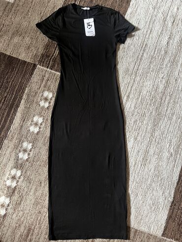 летняя рубашка: 1) Продается новое платье размер XSоблегающее платье! 1600 сом
