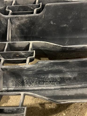 tofas motoru: Toyota radiator barmaqlığı (ön panjur) - Orijinal Toyota detalı - — 2
