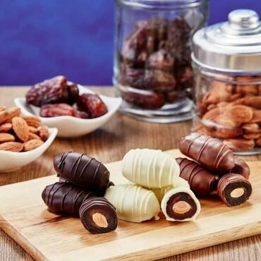 Кондитерские изделия, сладости: В священный месяц рамадан 🌙 королевские финики в Российких шоколаде 🤩