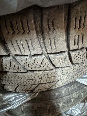 Шины: Шины 225 / 45 / R 18, Зима, Б/у, Комплект, Легковые, Япония, Dunlop