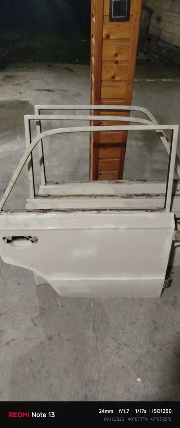 Avtomobil qapıları: 03 Ə YIĞILMIŞ MATOR HEC BİR PROBLEMİ YOXDUR KAROFQA 4 SKORUS ATMASI — 4