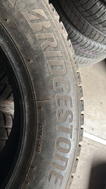 Шины: Шины 225 / 65 / R 17, Зима, Б/у, Комплект, Япония, Bridgestone — 7