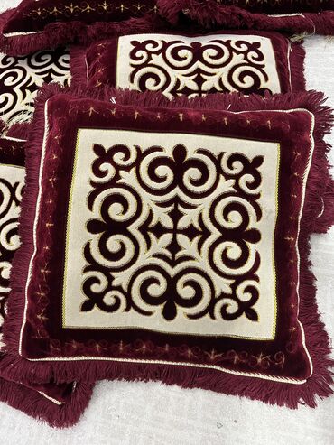 мебель бишкек диваны: Төшөк Колдонулган, Жер төшөк, Өзү алып кетүү