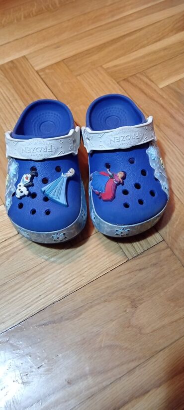 Kids' Footwear: Crocs, Slippers, Size: 25, color - Blue