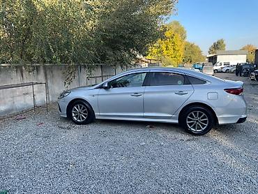 хундай соната 2015: Hyundai Sonata: 2017 г., Седан — 4