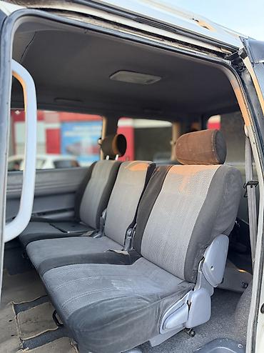 Toyota: Toyota Noah: 2000 г., 2 л, Автомат, Бензин, Минивэн — 8