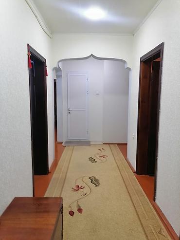 panel evler: Bakı, Yeni Günəşli Massiv Q, 4 otaqlı, Köhnə tikili, 107 kv. m — 2