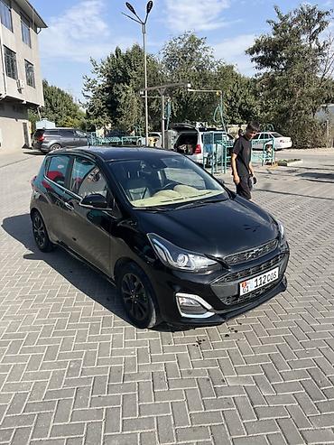 rx 2017: Chevrolet Spark: 2018 г., 1 л, Автомат, Бензин, Хэтчбэк — 2