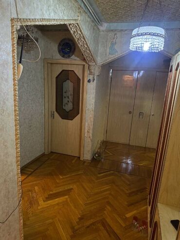 Köhnə tikili: Bakı, Yeni Günəşli Massiv A, 3 otaqlı, Köhnə tikili, 75 kv. m — 7