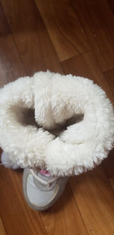 Детская обувь: Продаю сапоги осень - зима для девочки белый 26 размер зима осень. в — 4