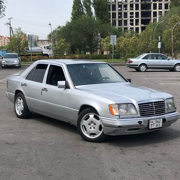 ош мерс: Mercedes-Benz W124: 1993 г., 3.2 л, Механика, Бензин, Седан