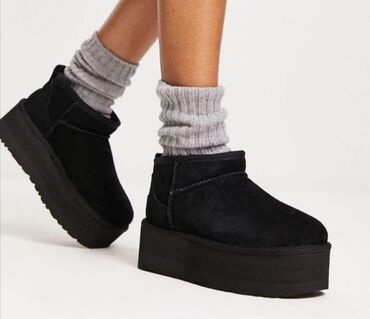 obuca ristic topola: Ugg mini boots, color - Black, 38