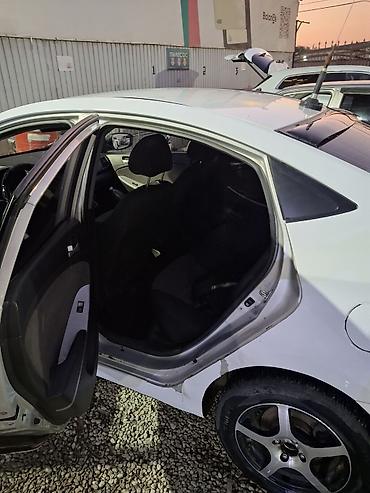 sprinter 4 4: Hyundai Accent: 2013 г., 1.6 л, Автомат, Бензин, Седан — 9