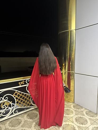 kapişon: Qırmızı gecə/libas – zərif şifon, uzun model - Rəng: dərin qırmızı - — 4