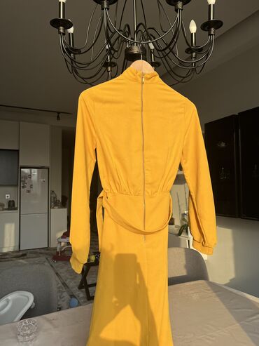 Ziyafət donları: Asosdan alinib. Ingiltereden getirilib. Alış qiymətlərini qeyd edirem — 5