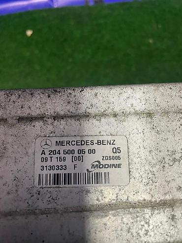 радиатор турбины: Интеркулер (радиатор наддувочного воздуха) Mercedes‑Benz W204 - — 2