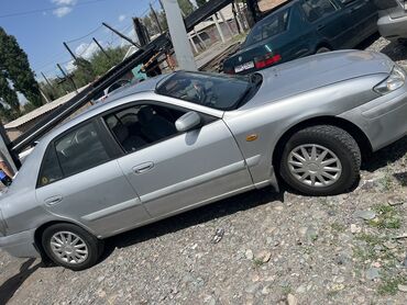 Mazda: Mazda 626: 2000 г., 1.8 л, Механика, Бензин, Седан