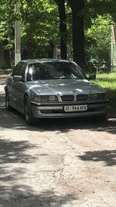 ямаха psr 740 в Кыргызстан: BMW 740 4.4 л. 1998