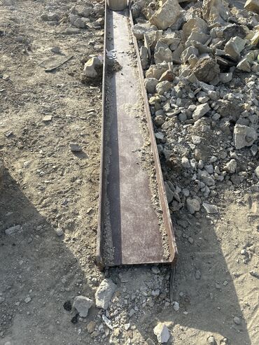 baklar və çənlər: 13 dənədi Uzunluğu 4.50 dəndi Qiymət razılaşma yolu ilə