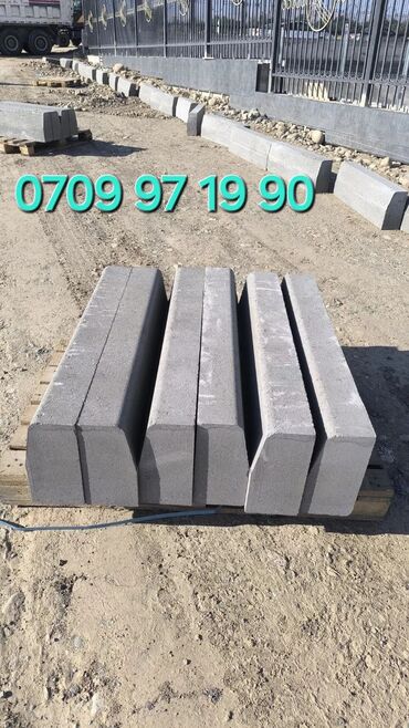 Дорожные бордюры: Дорожный бордюр, Прессованный, Бетонный, Новый — 18