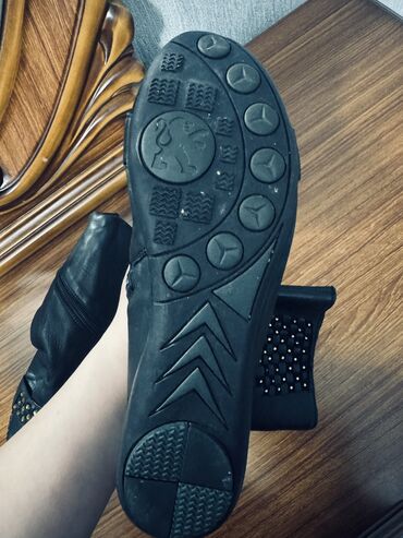 Digər qadın geyimləri: Sapojki — 9