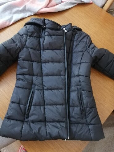женская новая куртка: Женская куртка S (EU 36), M (EU 38), цвет - Черный