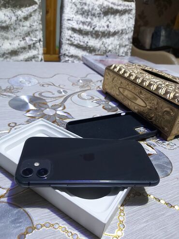 Apple iPhone: IPhone 11, 128 GB, Qara, Simsiz şarj, Face ID — 4