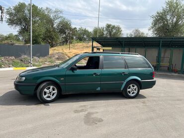 Volkswagen: Volkswagen Passat Variant: 1995 г., 1.8 л, Механика, Бензин, Минивэн