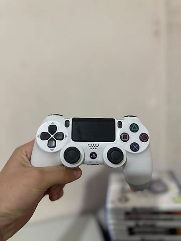 диск юфс 4: Sony ps 4 pro. Не шумит, не греется, в хорошем состоянии. В комплекте — 4