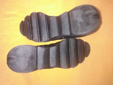 Gležnjače: Gležnjače, 38 — 7