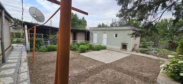 Продажа домов: Дом, 150 м², 11 комнат, Собственник, Старый ремонт at lalafo.kg — 10 Продажа домов: Дом, 150 м², 11 комнат, Собственник, Старый ремонт — 10