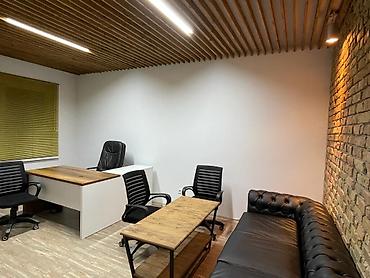 Продажа офисов: 🚨 СРОЧНО ПРОДАЁТСЯ КОММЕРЧЕСКОЕ ПОМЕЩЕНИЕ 🚨 1️⃣ Локация: 7 апреля — — 3