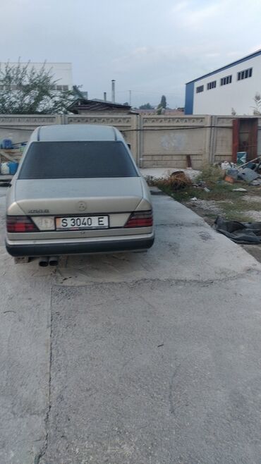 купить машину рав 4: Mercedes-Benz W124: 1988 г., 2.5 л, Механика, Дизель, Купе