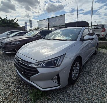 Kia: Hyundai Avante: 2019 г., 1.6 л, Типтроник, Газ, Седан