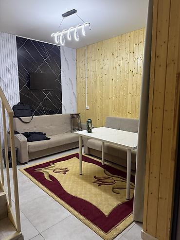 Аренда отелей и хостелов: Сдаться коттедж в бостери теплый устный 7ми местный есть кухня и так — 3