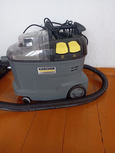модель для одежды: Моющие пылесосы 
Karcher- в хорошем состоянии