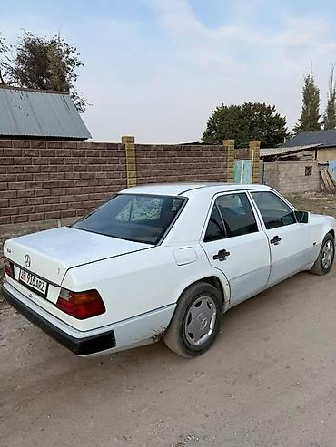 мтз 80 ысык кол: Mercedes-Benz W124: 1990 г., 2 л, Кол менен иштөөчү, Бензин, Седан — 4