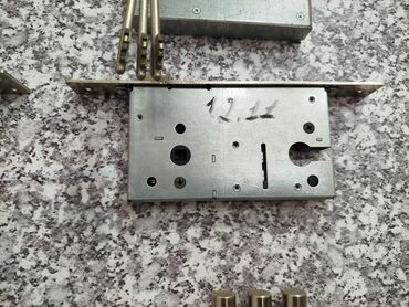 taxta: Metal qapı üçün mexaniki qıfıl mexanizmi (mortise tip) - Material